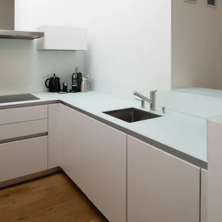 Edelweiss Mountain 07-06 شقة فيلمز